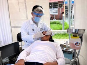 Más de 400 atenciones médicas  realizaron brigadas en barrios urbanos de Imbabura