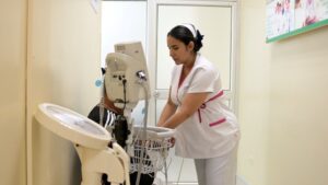 Unidades de Atención Integral en Los Ríos y Santo Domingo para pacientes con VIH