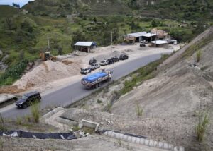 Inician obras preliminares en el km 50 de la vía Cuenca – Girón – Pasaje