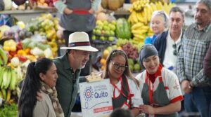Quito cuenta con una  nueva Ruta Turística de los Mercados