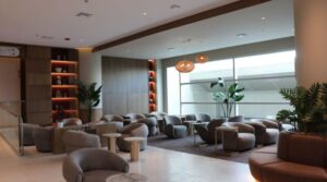 El Aeropuerto Mariscal Sucre de Quito renovó y amplió su Sala VIP Internacional