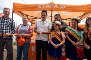 Alcalde inaugura nuevas obras de alcantarillado y agua potable en Ricaurte