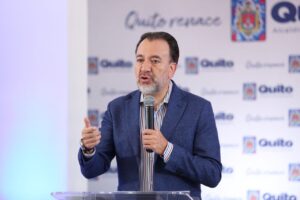 Alcalde Pabel Muñoz: «Un terrorífico abismo sin fin, así se ven las hilachas de lo que queda de democracia en Ecuador»