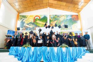 ‘Escuela del Agua’ graduó a 57 líderes comunitarios de Cañar y Saraguro