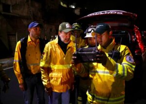 Municipio de Quito trabaja en el incendio forestal del Casitagua