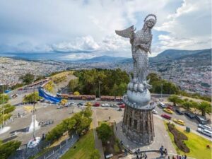 El turismo internacional aterriza en Quito