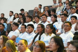 300 jóvenes rurales se conectan con compradores e inversionistas