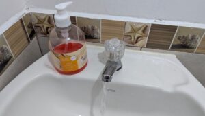 Tips para ahorrar el agua en la casa, escuela u oficina