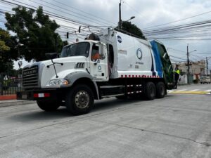 Operativo especial de recolección de basura durante el feriado