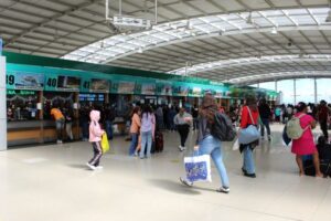 Los terminales están listos para movilizar a miles de viajeros